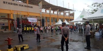 Polres Pulpis Lakukan Pengamanan Senam Bersama di Stadion HM. Sanusi