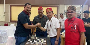 AKP Agus Gede Putra Taklukan Aguatiar Sabran Dalam Catur Simultan