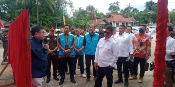 Bupati Murung Raya  Hadiri Peresmian Program Bantuan Pasang Baru Listrik (BPBL)