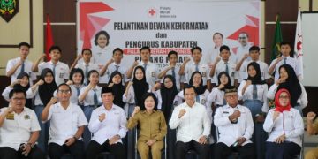 Bupati Hadiri Pelantikan Dewan Kehormatan dan Pengurus PMI Pulang Pisau