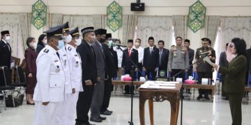 Bupati Lantik Pejabat Pimpinan Tinggi Pratama, Administrator dan Pengawas