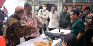 Bertemu Pedagang Cibaduyut di Bandung, Wakil Ketua MPR: UMKM Kuat, Ekonomi Sehat, Negara Mantap