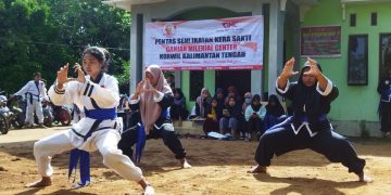 Tarik Minat Masyarakat, Relawan Ganjar Milenial Center Gelar Pentas Seni Silat Kera Sakti