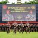 Disematkan Baret Merah Kopassus, Kapolri: Jangan Ragukan Sinergisitas TNI-Polri Jaga NKRI