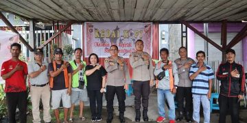 Jumat Curhat, Wakapolres Pulpis Temui Warga di Terminal Pasar Patanak