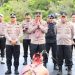 Kunker ke Polres Barsel, Wakapolda Kalteng Disambut Tarian Adat