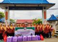 Di Ramadhan, Persatuan Dharma Wanita Distrik Navigasi Isi Waktu dengan Bakti Sosial
