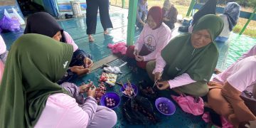 Srikandi Ganjar Belajar Membuat Abon Ikan Gabus Bareng Perempuan Milenial di Kapuas
