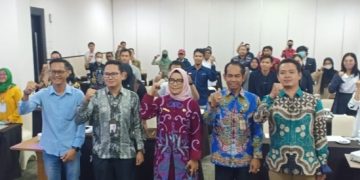 DMPTSP Palangka Raya Kembali Gelar Bimtek Implementasi Perizinan Berbasis Resiko bagi UMKM