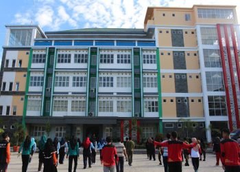 Mahasiswa FKIP UMPR Keluhkan Kebijakan Fakultas