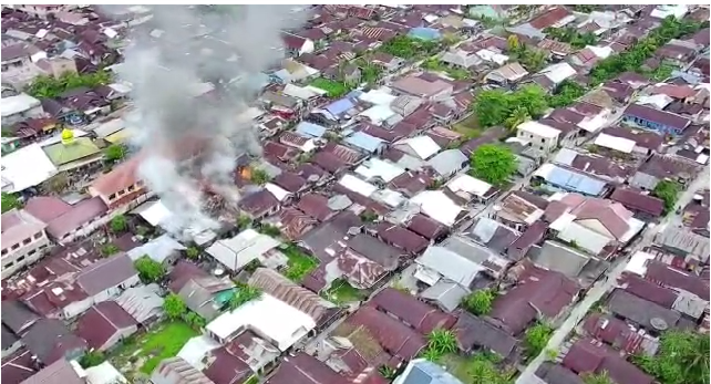 Kebakaran kawasan Simpang Tiga Baamang Tengah-Sampit, Rabu (5/4/2023). Foto : Ist