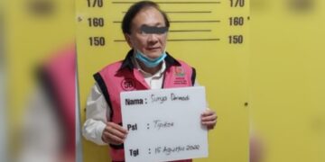 Tersangka Dugaan Korupsi Perizinan Perkebunan di Indragiri Hulu Ditahan