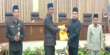 Pemkab Barut Jawab Pemandangan Umum Fraksi