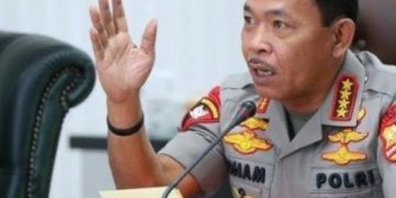 6 Kapolres Bergeser, Pergantian Kapolres Kobar Jadi Sorotan