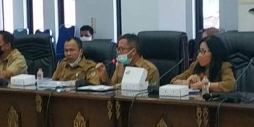 Di Gedung DPRD Barut, Kadisdagperin akan Akomodir Usulan Pedagang Lapak