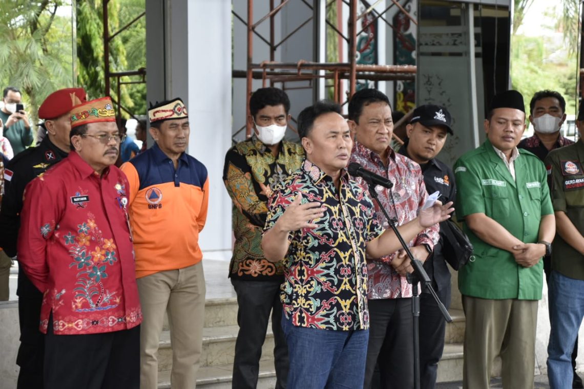 Bantu Tanggulangi Banjir, Pemprov Kalimantan Tengah Salurkan Bantuan di Kabupaten Katingan dan Kapuas.