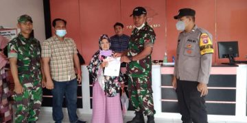 Polisi dan TNI Kawal Pembagian BLT ke Warga yang Terdampak Kenaikan Harga BBM