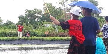 Tempat Pemancingan Jadi Alternatif Rekreasi Warga