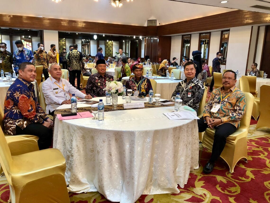 Sekretaris Daerah Kalimantan Tengah, H. Nuryakin hadir mewakili Gubernur Kalimantan Tengah dalam Musyawarah Perencanaan Pembangunan (Musrenbang) Regional Kalimantan yang diselenggarakan di Hotel Sari Pasifik, Jakarta Pusat, Kamis (19/5/2022).