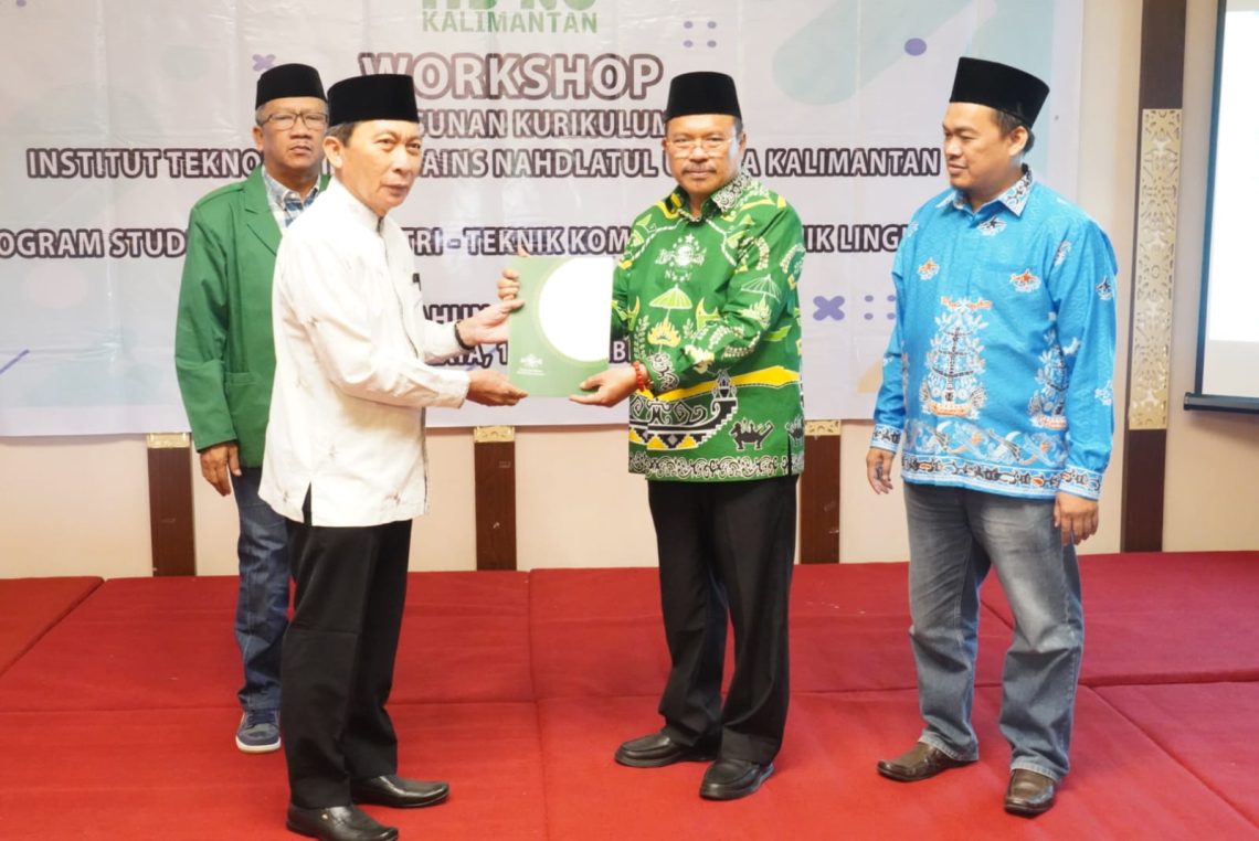 Sekda Nuryakin: Lulusan ITS NU Diharapkan Ikut Andil Dalam Pembangunan Kalteng