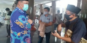 Sekda dan Kepala Kemenag Kalteng Ikuti Salat Jumat