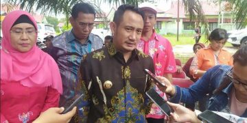 Wali Kota Ancam Cabut Izin Apotek Penimbun Masker